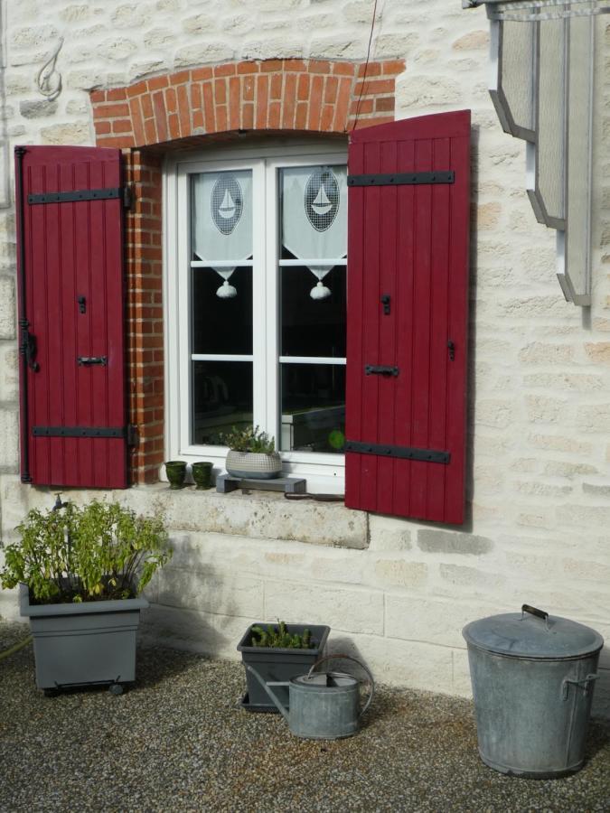Chambre D'Hotes "Les Paturelles" Fougeres-sur-Bievre Eksteriør billede